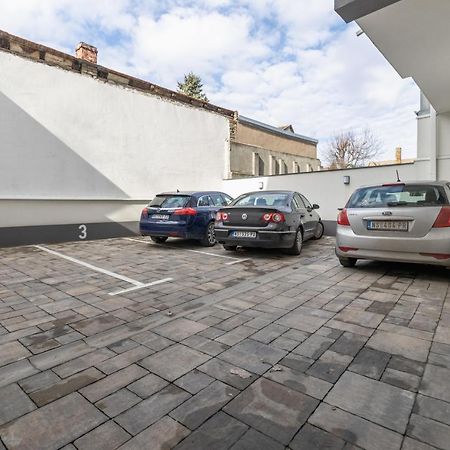 Bella Apartment Novi Sad Bagian luar foto