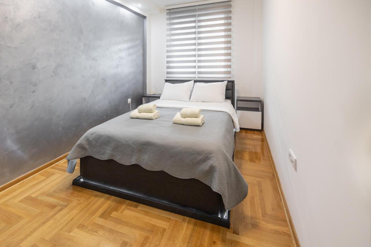 Bella Apartment Novi Sad Bagian luar foto