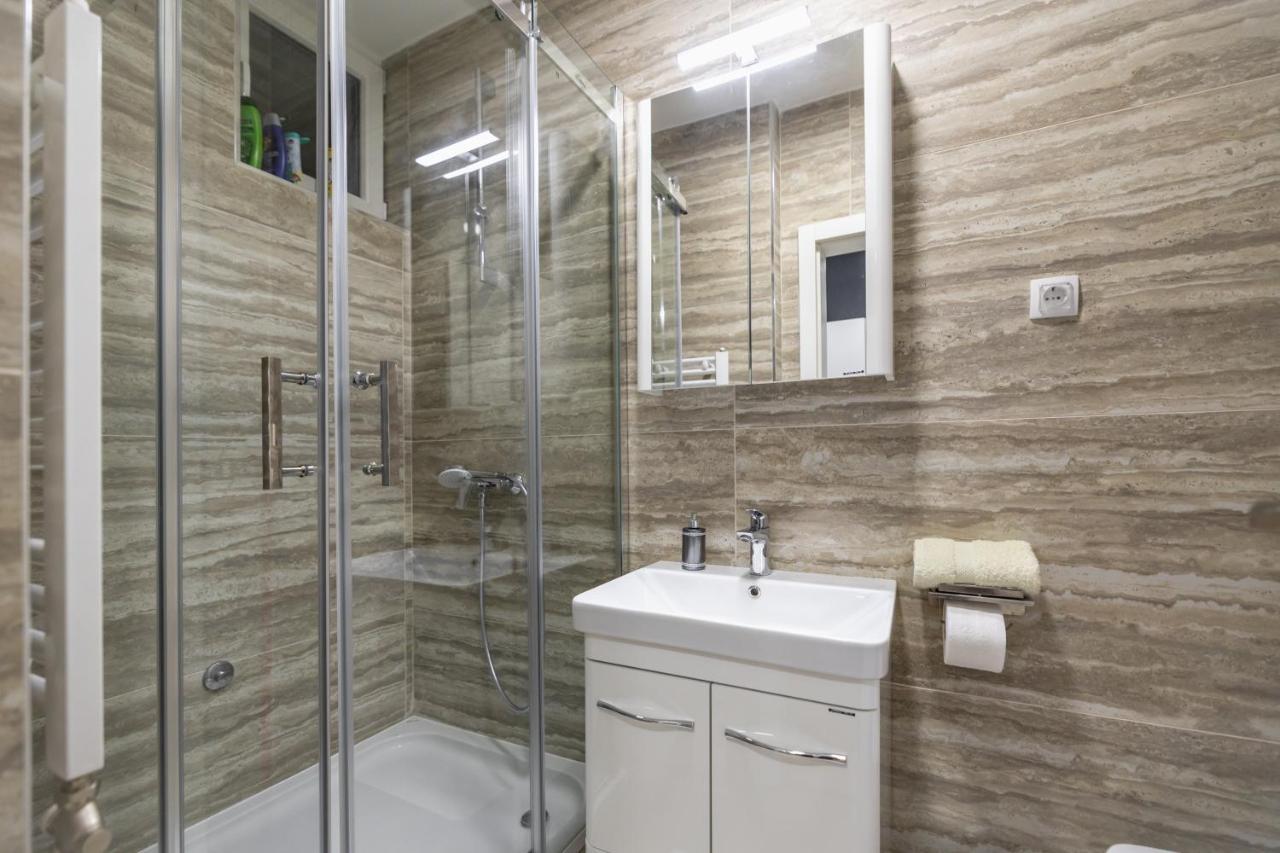 Bella Apartment Novi Sad Bagian luar foto