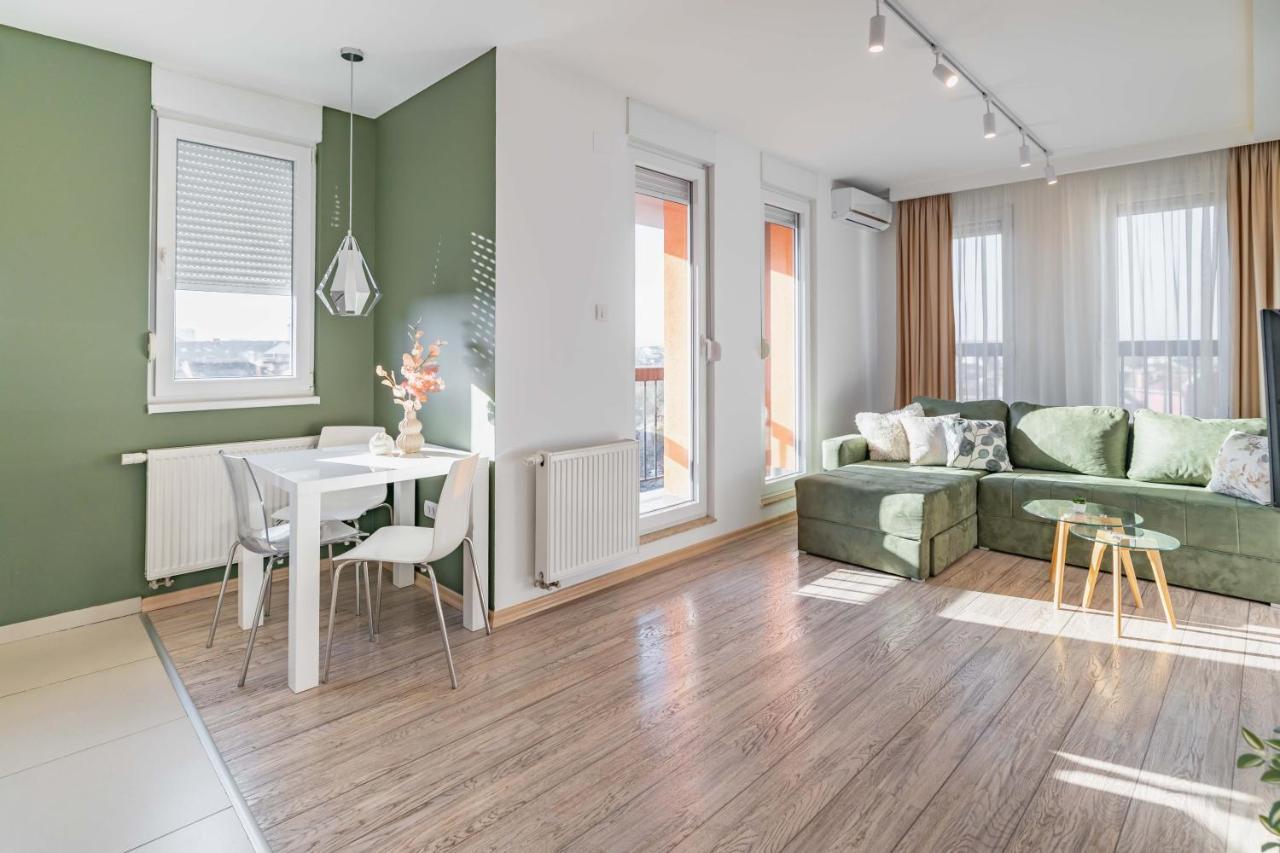 Bella Apartment Novi Sad Bagian luar foto