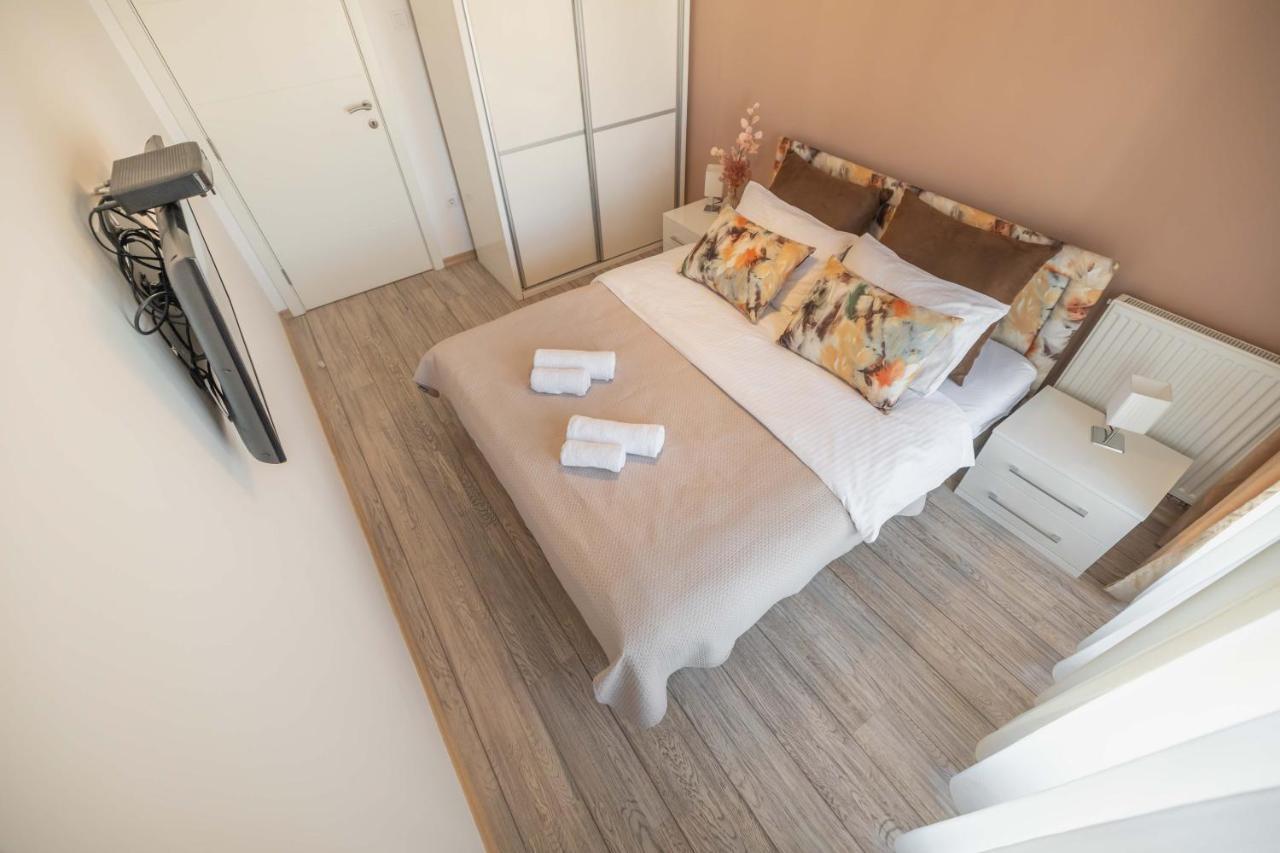Bella Apartment Novi Sad Bagian luar foto